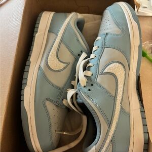 Nike Dunk Low Retro Grey and White